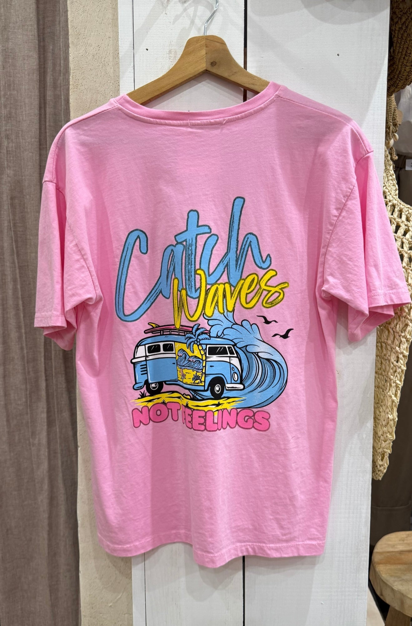 TEE SHIRT « CATCH WAVES »
