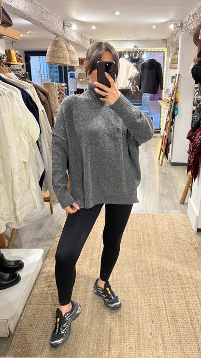 PULL TOUT DOUX COL CHEMINÉ GRIS