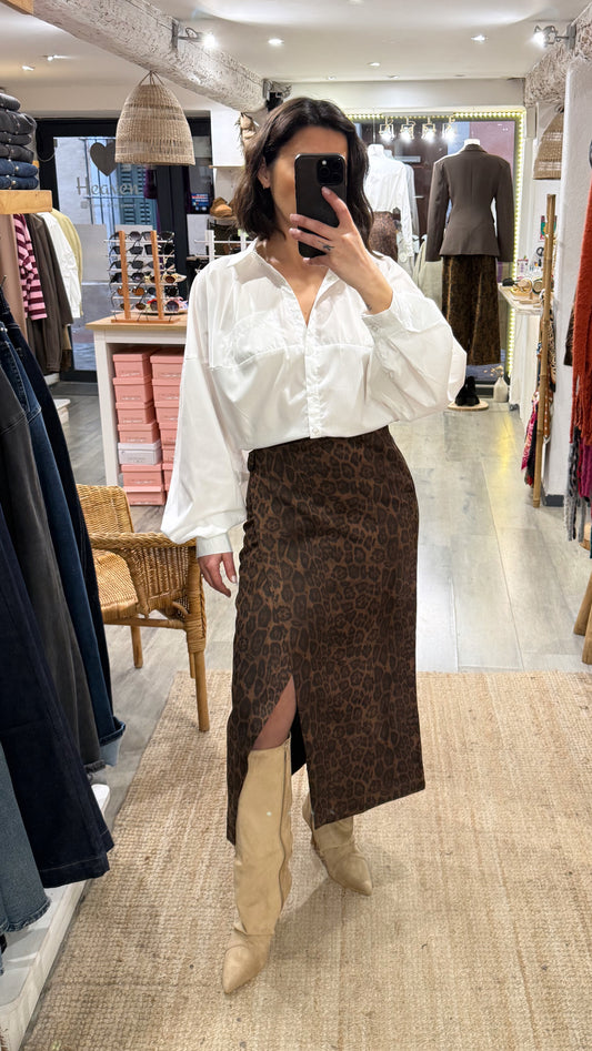 JUPE LÉOPARD GROS BOUTON