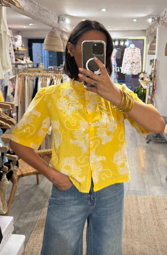 CHEMISE JAUNE BRODERIE BLANCHE