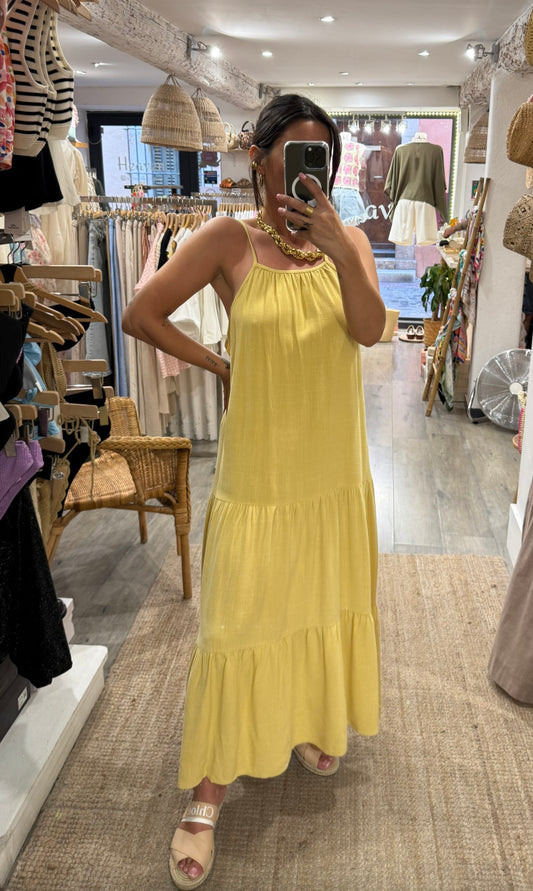 ROBE JAUNE LIN