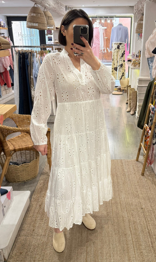 ROBE BRODERIE BLANCHE