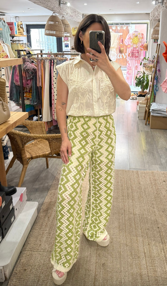 PANTALON AU CROHET