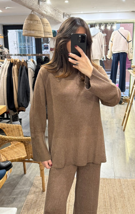 PULL ENSEMBLE CHOCO